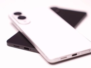 三星Galaxy S25 Edge曝光：年度最薄旗舰，手感与颜值并存？