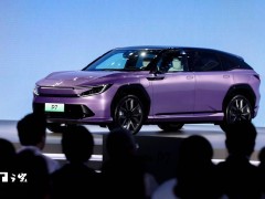 广汽本田P7纯电SUV正式下线，续航650km，专属运动调校能否引领潮流？