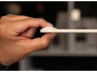 iPhone 17 Air机模曝光：厚度仅5.5mm，比Pro薄一半？