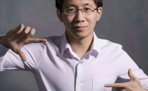 中国富豪榜大洗牌：张一鸣登顶，梁文锋新晋全球富豪榜