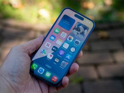 苹果iPhone 18将全系标配自研基带，博通高通或遭重创？
