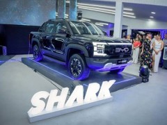 比亚迪新能源豪华皮卡SHARK玻利维亚首秀，续航840公里引期待