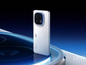 2025旗舰大战在即，iQOO 14、REDMI K90 Pro与真我GT8 Pro涨价预期引关注
