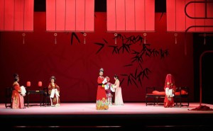 越剧《红楼梦2025版》启幕，王君安领衔演绎经典选段引关注