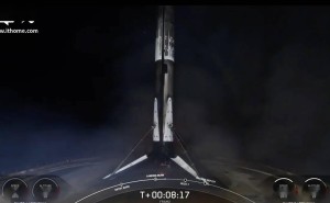 SpaceX开创历史：首次载人环绕地球两极，太空种植蘑菇实验引关注