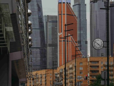 《原始守卫战》：三国卡牌新纪元，匠心经营策略之旅