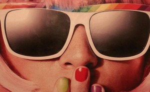 春日卫衣新搭法，解锁你的时尚爆表秘籍！
