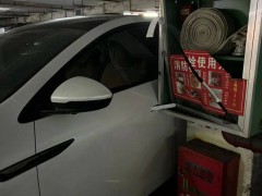 智能驾驶事故频发，年轻人如何重拾对智驾的信任？