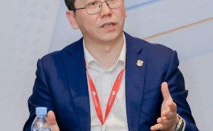 华为星河AI网络：重塑数智时代网络基石，赋能千行万业智能化升级
