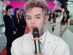 殷世航自曝明星好友偷表，网友质疑：这次又是在演戏吗？