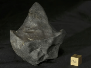 太空漂泊200万年，“泥球陨石”阿瓜斯·萨尔卡斯终落地球