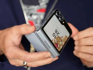 三星折叠屏新机8月将首发One UI 8，S25系列升级加速