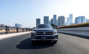 大众途锐2.0TSI锐影版来袭，保时捷卡宴同门师弟售55.88万