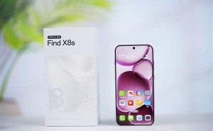 OPPO Find X8s图赏：全球最窄四等边旗舰，边框仅1.25mm，颜值爆表！