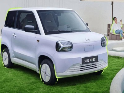 知豆彩虹Pro微型车即将上市，苹果CarPlay车联功能成新亮点