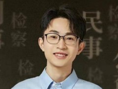 互联网真实声音稀缺之谜：留几手谈人设崩塌与年少成名的代价