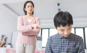 过度懂事的孩子，长大后心理问题真的多吗？