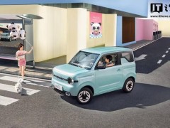吉利熊猫mini元气熊新色上市，限时特惠仅4.49万，年轻人新宠？