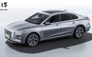 红旗H5 PHEV 2025上海车展亮相，预售15.98万元起，配置豪华续航强