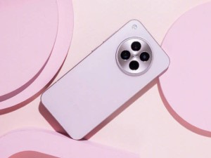 OPPO Find X8系列新机开售：起价3699元，Ultra版后置哈苏五摄
