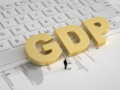 一季度经济成绩单亮眼：GDP增5.4%，外贸破10万亿，人均收入近1.2万