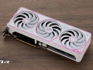 七彩虹RTX 5060 Ti显卡图赏：嘻哈涂鸦风格，清新粉白高颜值