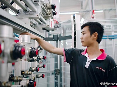 设备点检员证书：开启职场新机遇的“金钥匙”