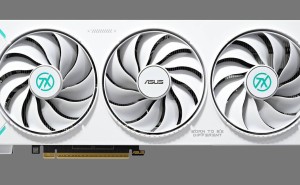 华硕天选RTX 5070显卡亮相：纯白外观搭配三风扇散热，厚度2.5槽