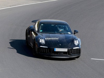 2026款保时捷911 Turbo 992.2实车曝光，设计升级动力强劲