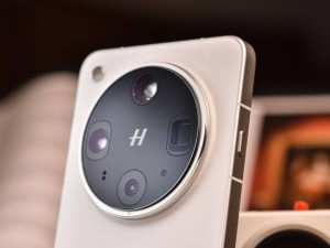 OPPO Find X8 Ultra直屏旗舰，夜间人像拍摄新体验有多惊艳？