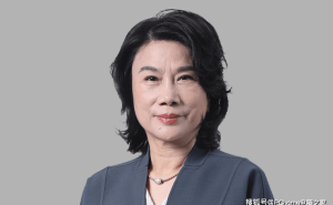 董明珠高票连任格力董事，再掌舵三年，格力能否再创辉煌？