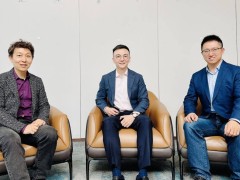 面对AI变革，企业组织把握转型的节奏与方向？