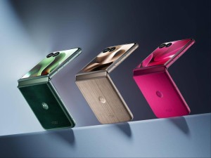 摩托罗拉新一代Razr Ultra折叠屏手机发布，四种新材质引关注