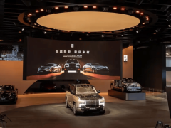 仰望U8L上海车展震撼登场，国产豪华SUV矩阵再添新成员！