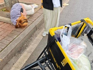 吉利试驾员路遇事故挺身救助，获赞！高管：奖锦旗奖金鼓励