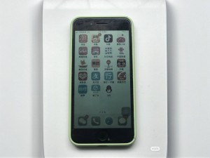 华强北魔改iPhone变电纸屏，护眼新潮流还是高价噱头？