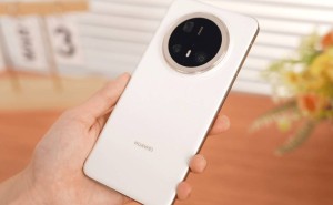 中美贸易战下，华为高端机大跳水！2025年这三款机型值得入手吗？