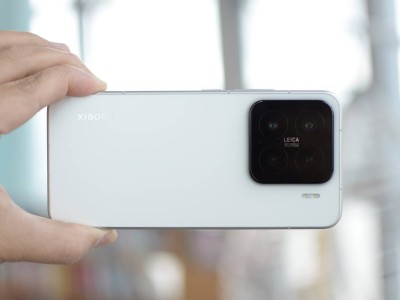 2025年三款手機備受推崇，好評如潮，六年耐用不過時