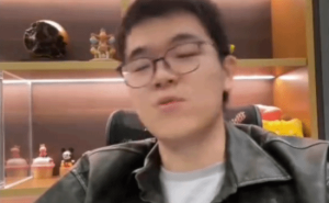 柯洁直播坦言：智能驾驶吓坏我，技术尚不成熟需谨慎！