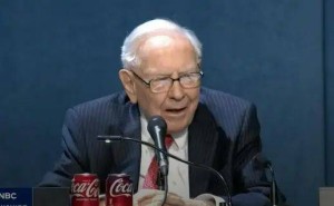 巴菲特股东大会金句频出：巨额现金、房地产投资、日本投资等成焦点