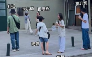离婚后也能温馨同游，霍思燕贾乃亮家庭展现满分父母力