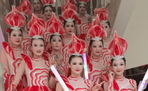 沈阳职校退货风波：老师成“夹心饼干”，绝望背后的教育困境