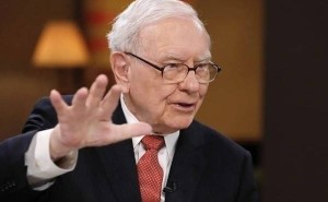 94岁巴菲特宣布年底退休，伯克希尔新CEO人选揭晓！
