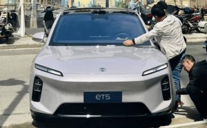 2025款蔚来ET5改款实车抢先看，自研芯片加持即将上市！