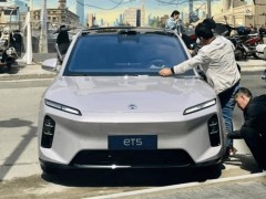 2025款蔚来ET5改款实车抢先看，自研芯片加持即将上市！
