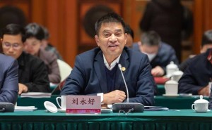 74岁刘永好如何保持年轻？揭秘他的每日运动与养生哲学！