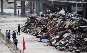 三明搜救犬实战挑战赛：国内外队伍共赴废墟，一展救援真功夫
