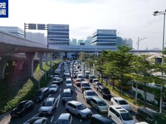 港珠澳大橋單日車流量創(chuàng)歷史新高，超2.7萬輛次刷新紀(jì)錄！