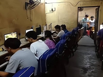 传奇岁月：为玩游戏，少年竟狠心卖掉自行车！