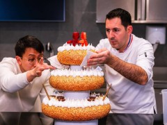 欧洲科研团队世博展出RoboCake：会动的小熊机器人，电池还能吃？